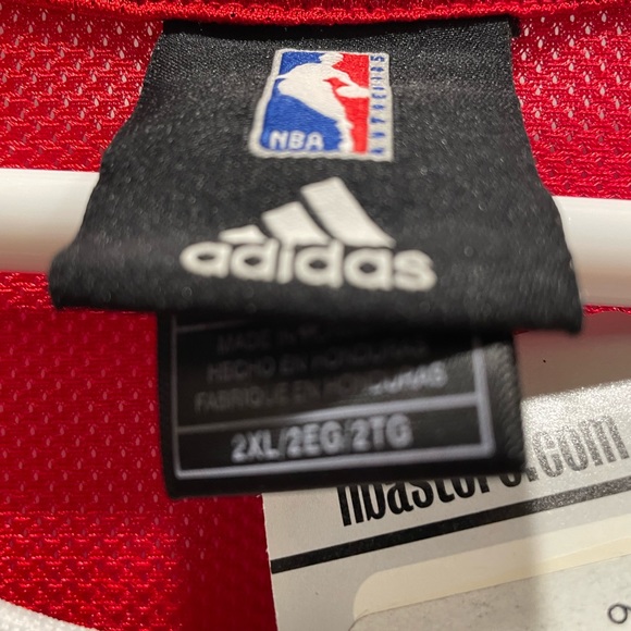 Derrick Rose Bulls jersey XXL - Picture 4 of 4